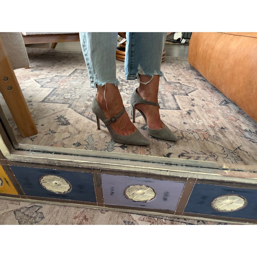 Louise et Cie Esperance Suede Pointed Toe Ankle Strap Pumps Taupe Womens 7.5 - Picture 6 of 6